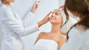 The Ever-Evolving Aesthetics & Beauty Industry: The Importance of Continuous Learning