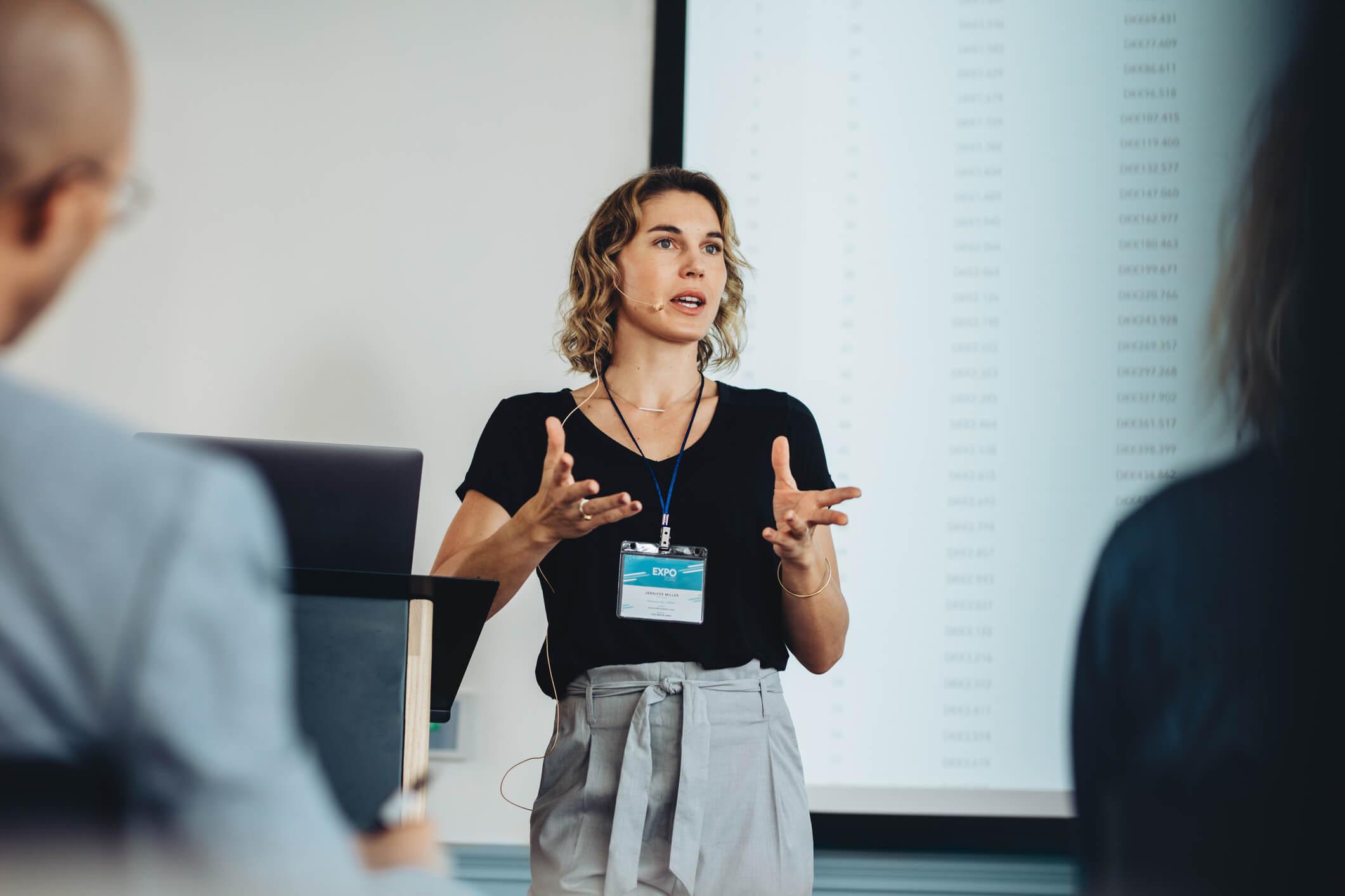 How to improve public speaking confidence